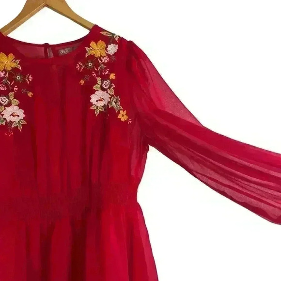 ASOS Red Embroidered Sheer Sleeve Mini Dress Elastic Waist Keyhole Back Size 8 - Picture 6 of 10